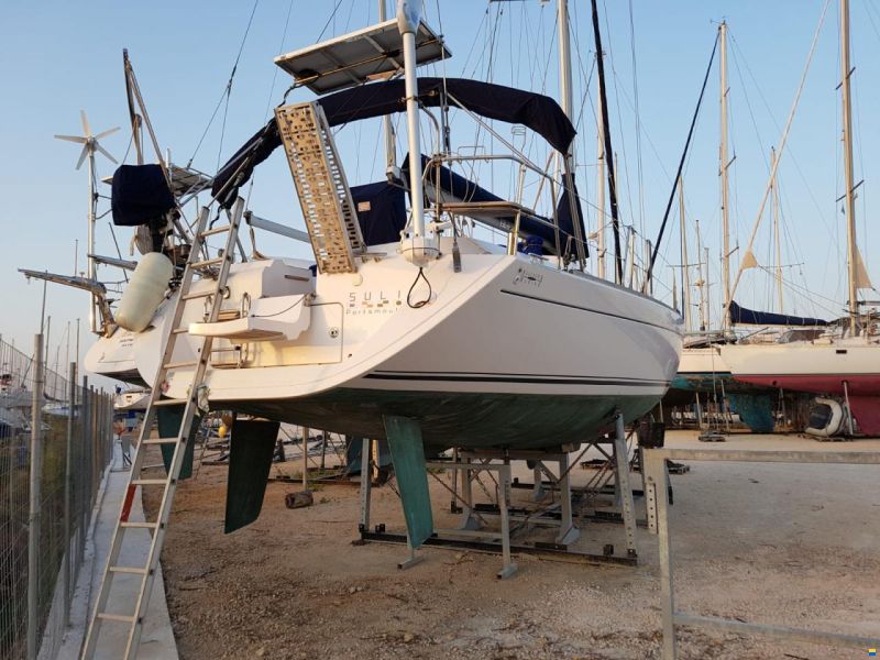 Alliaura Feeling 44 Lift Keel