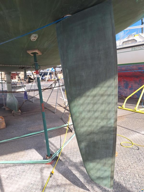 Hanse 418