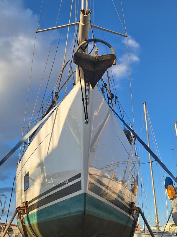 Hanse 418