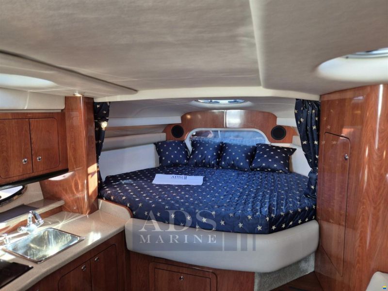 Crownline 320CR