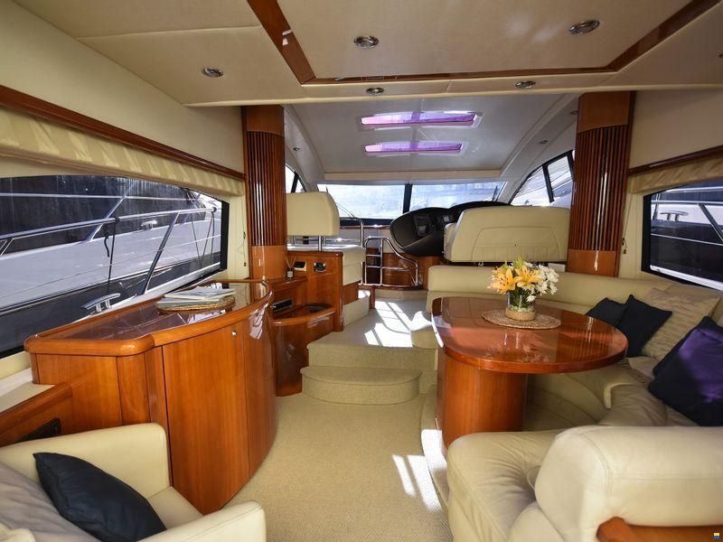 Sunseeker Predator 52