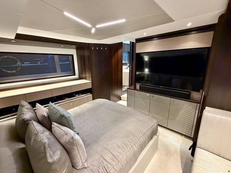 Sunseeker Manhattan 55