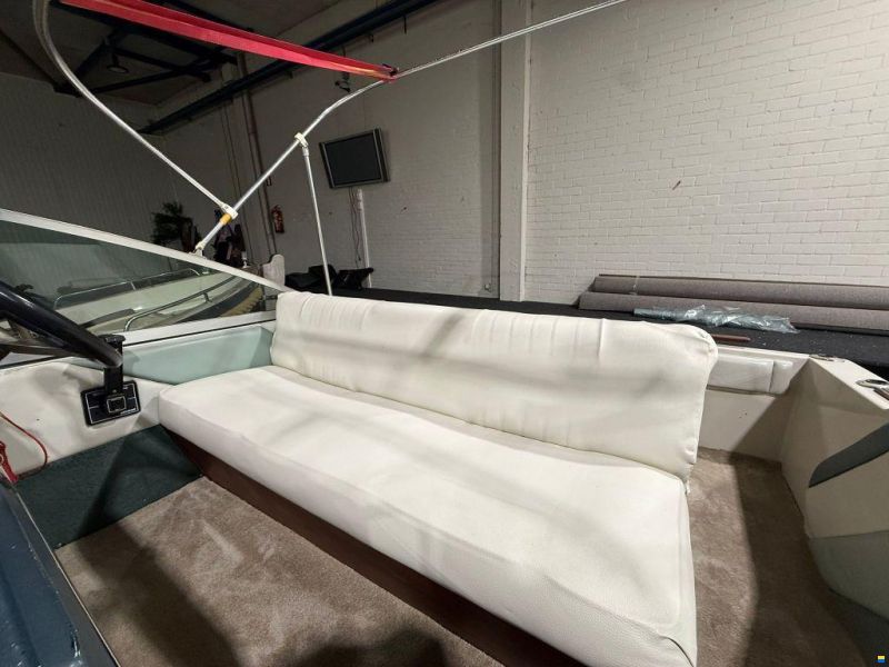 Sea Ray Seville