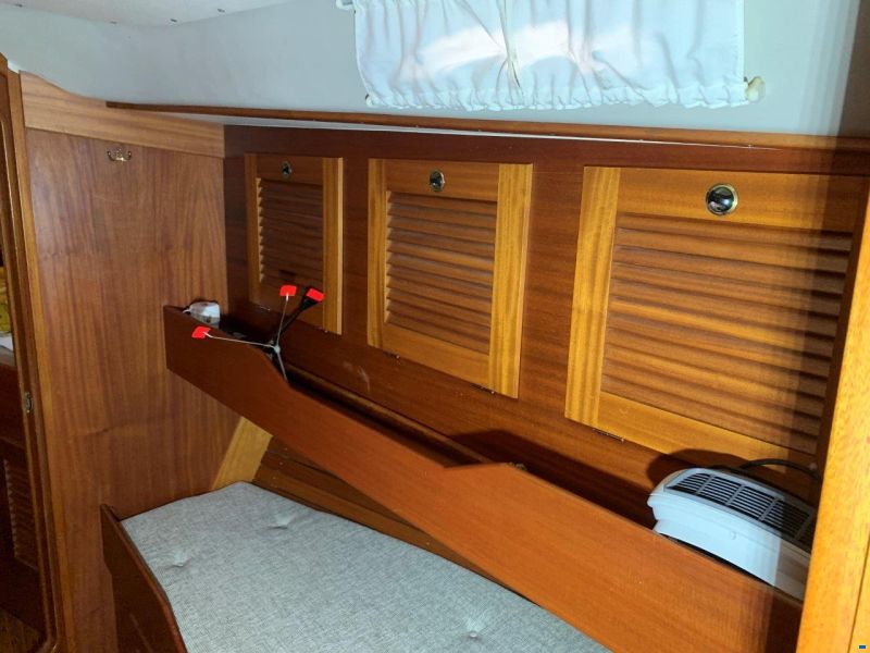 Hallberg-Rassy 45