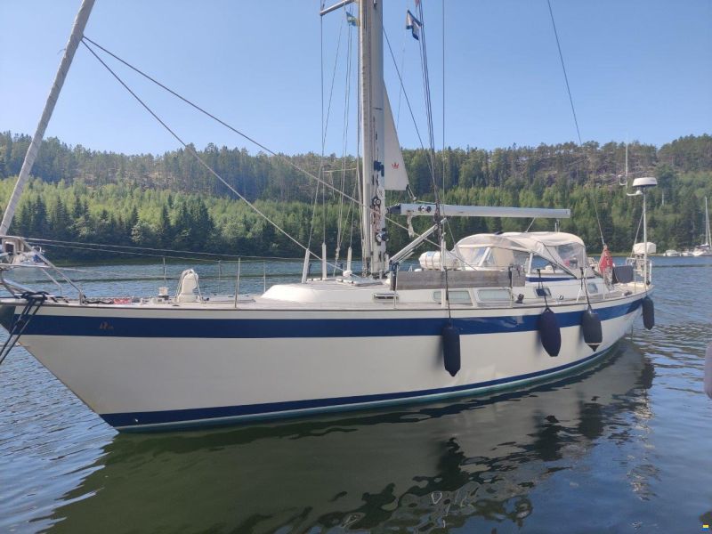 Hallberg-Rassy 45