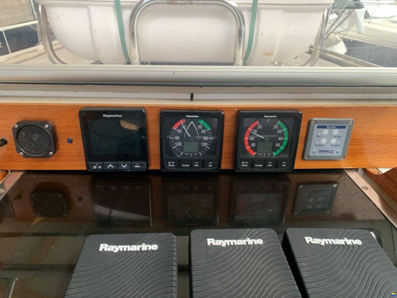 Hallberg-Rassy 45