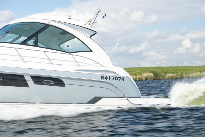 Formula 45 Yacht