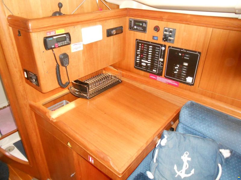Hunter 356
