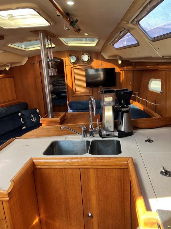 Hunter 356