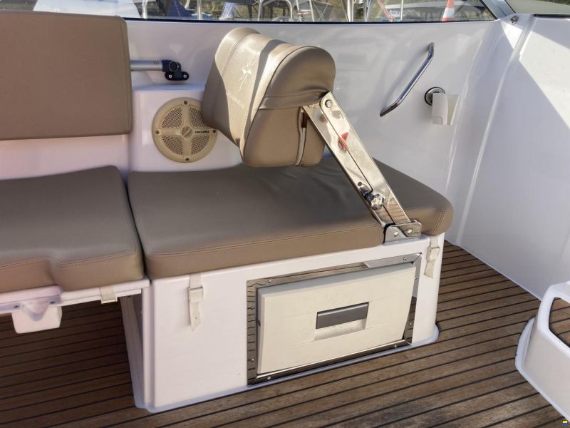 Jeanneau Cap Camarat 6.5 DC Serie 2