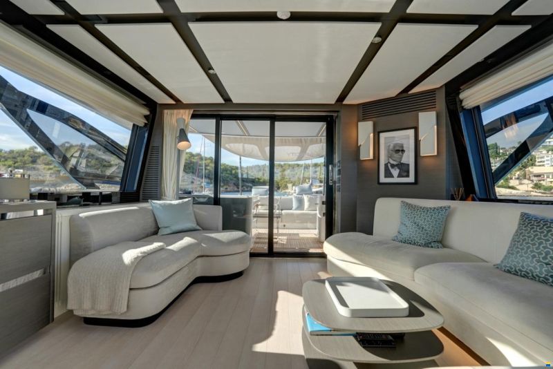 Azimut S8
