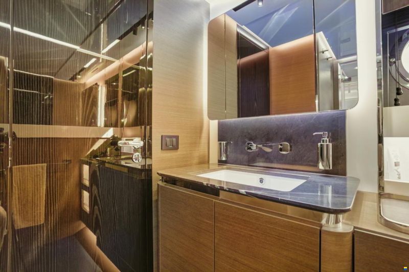 Azimut S8
