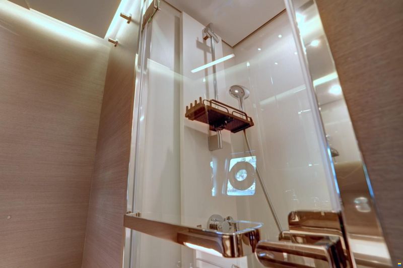 Azimut S8