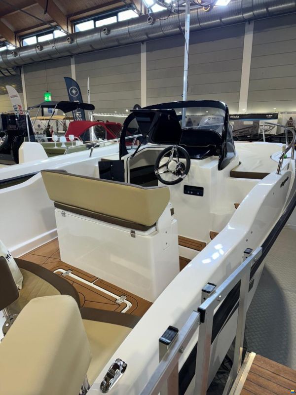 Nireus Omega 53 Elegance