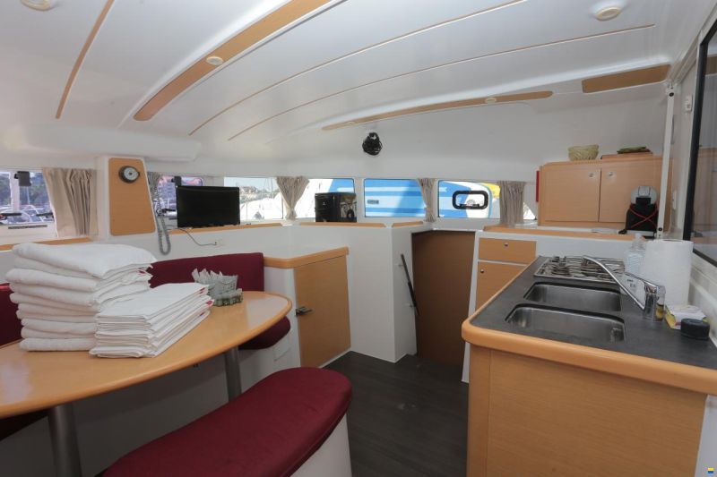 Lagoon 380