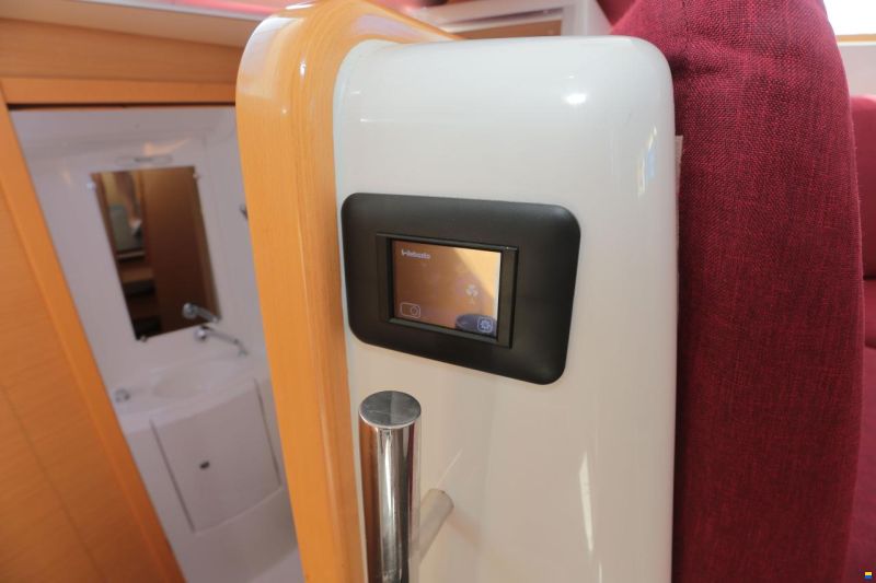 Lagoon 380