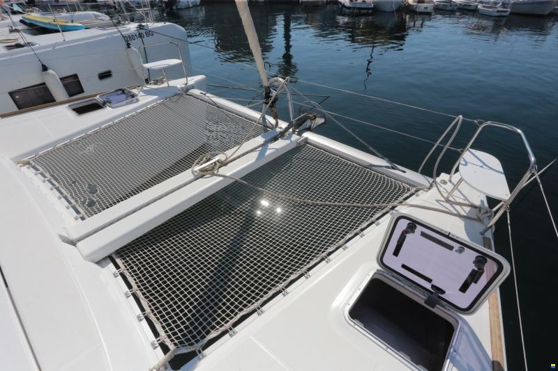 Lagoon 380