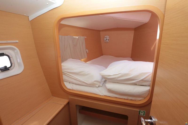 Lagoon 380