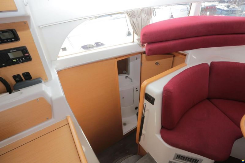 Lagoon 380