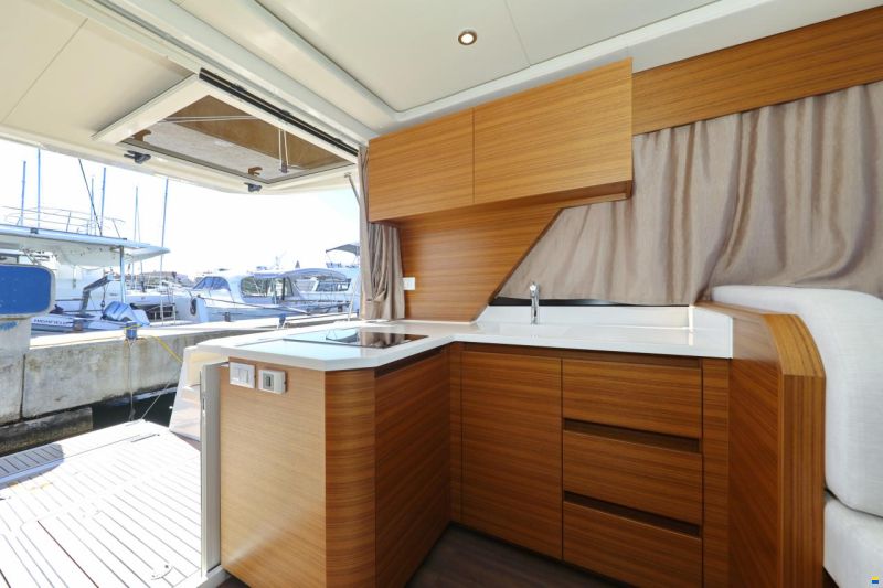 Greenline 39