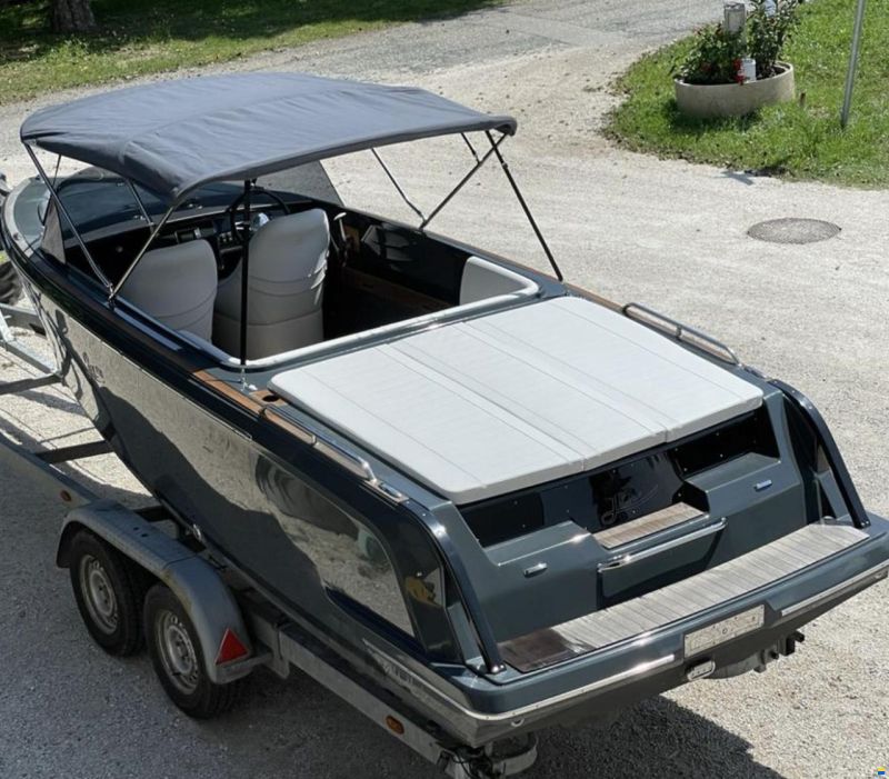 Lex Boats eLex610
