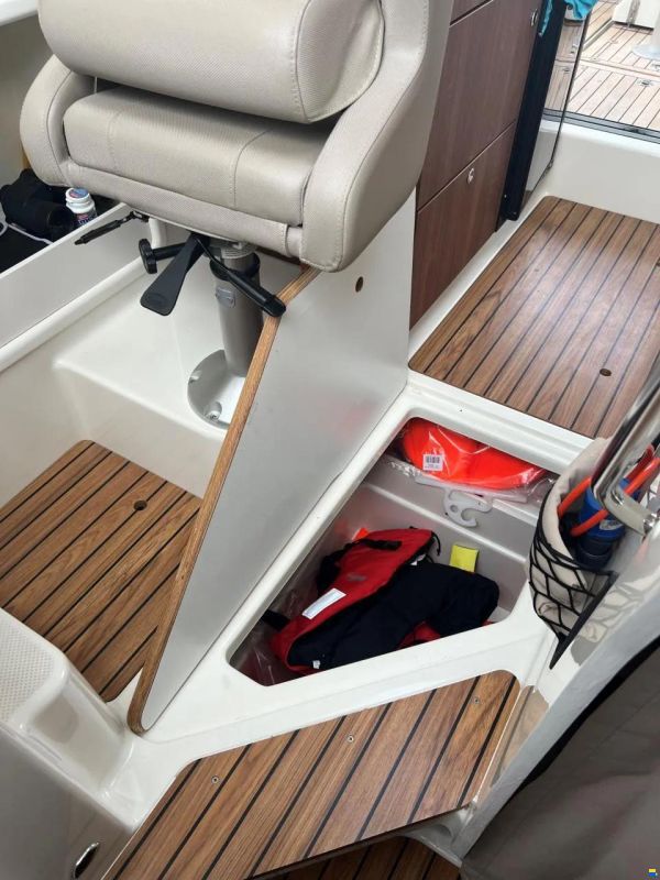 Quicksilver 755 Weekend OB