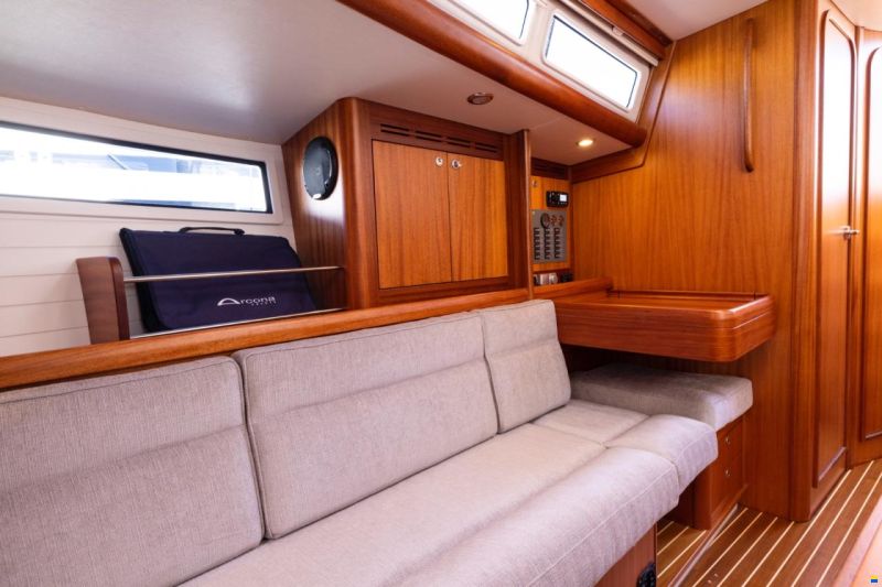 Arcona 385