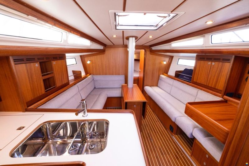Arcona 385