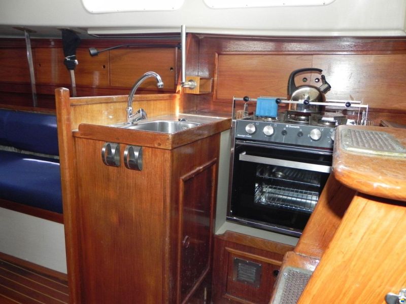 C&C Yachts 30E