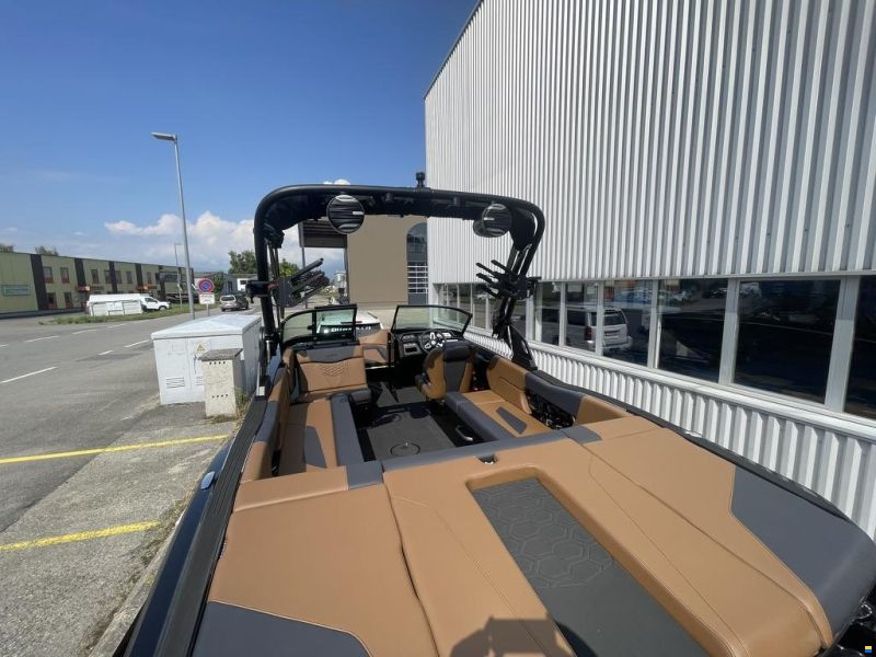 MasterCraft NXT23 | 2026 | black