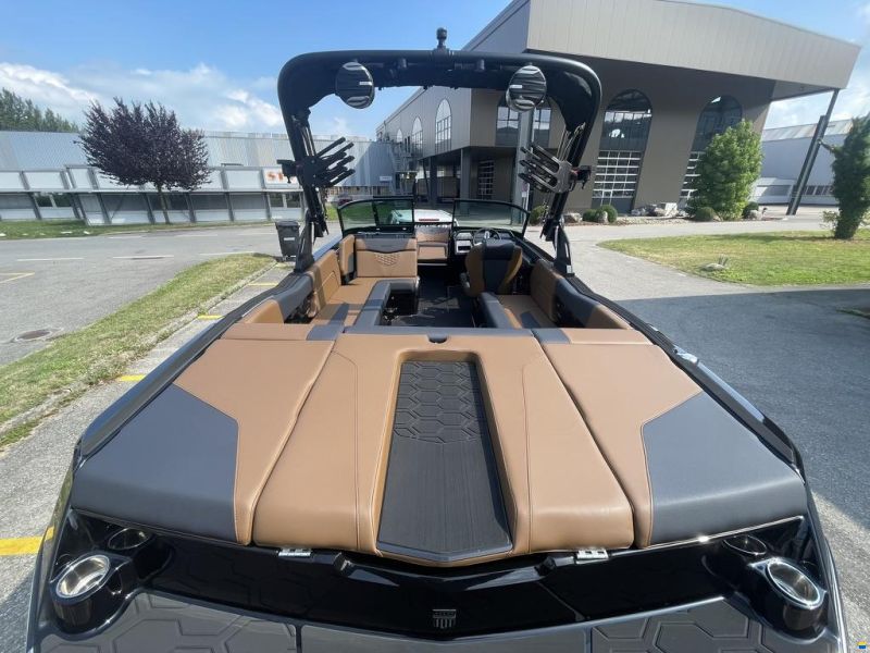 MasterCraft NXT23 | 2026 | black