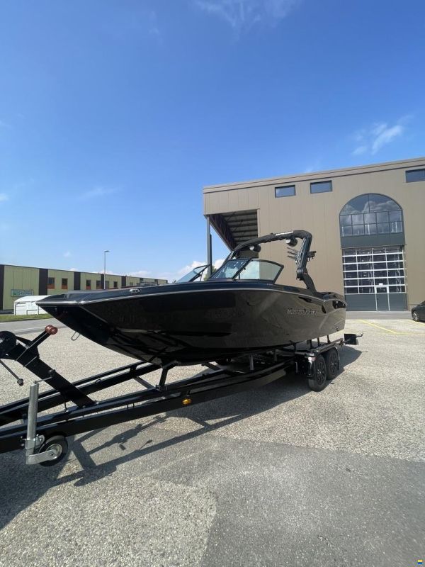 MasterCraft NXT23 | 2026 | black