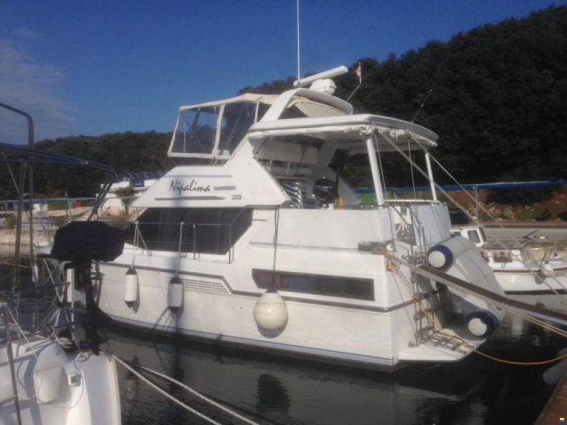 Carver 33 AFT Fly