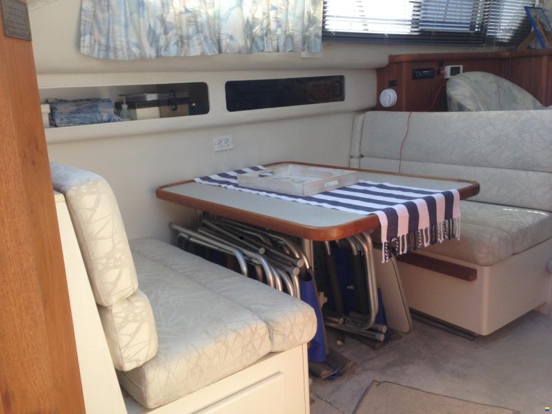 Carver 33 AFT Fly