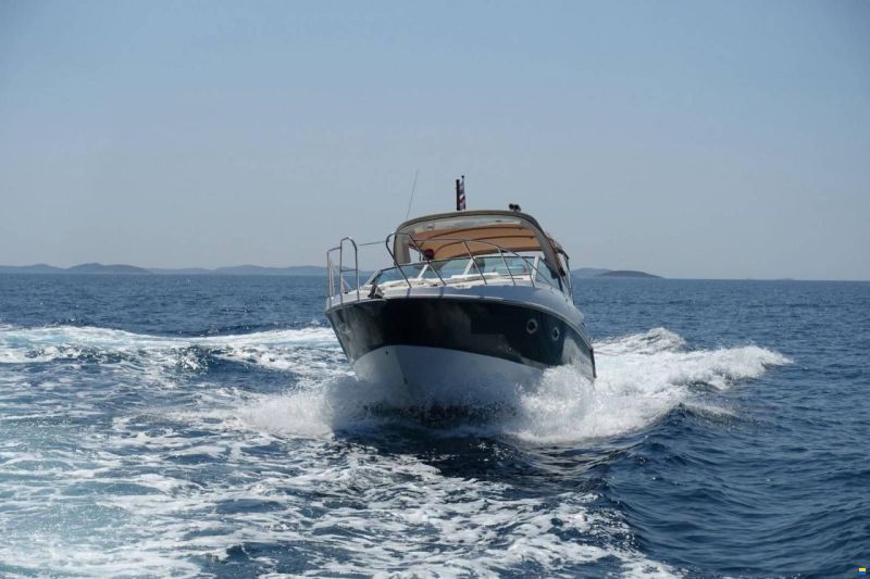 Maxum 2900 Sport Express