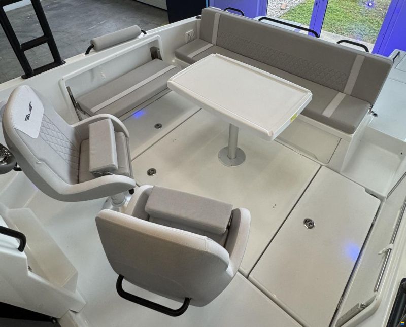 Beneteau Flyer 8 Sundeck