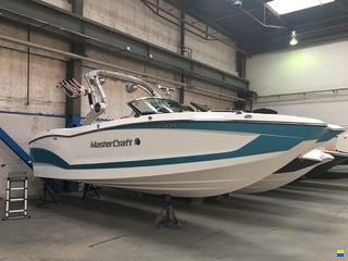 MasterCraft X24 | 2019 | Blanc & Bleu