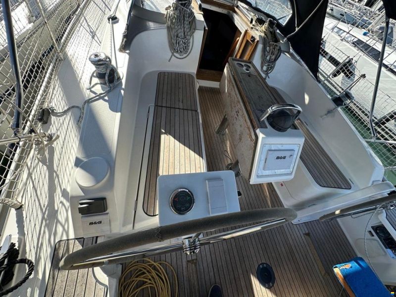Bavaria Cruiser 37