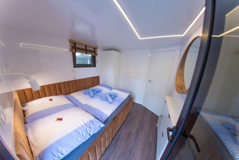 HT Catamarans OASE 410