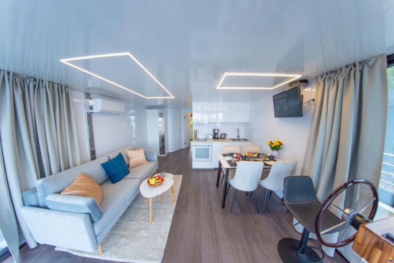 HT Catamarans OASE 410