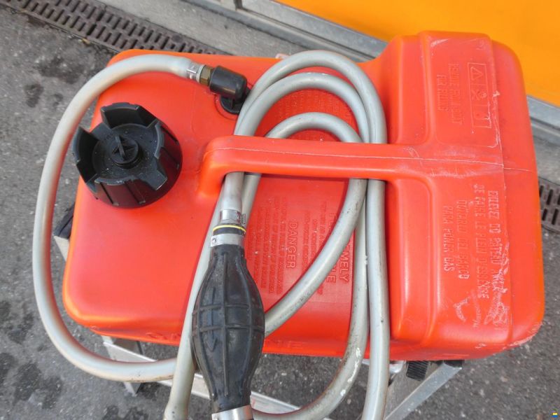 Mercury Benzintank 12 l Quicksilver