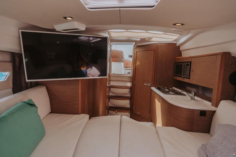 Jeanneau Leader 8