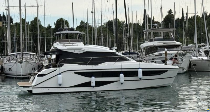 Bavaria SR 38 HT - 2023
