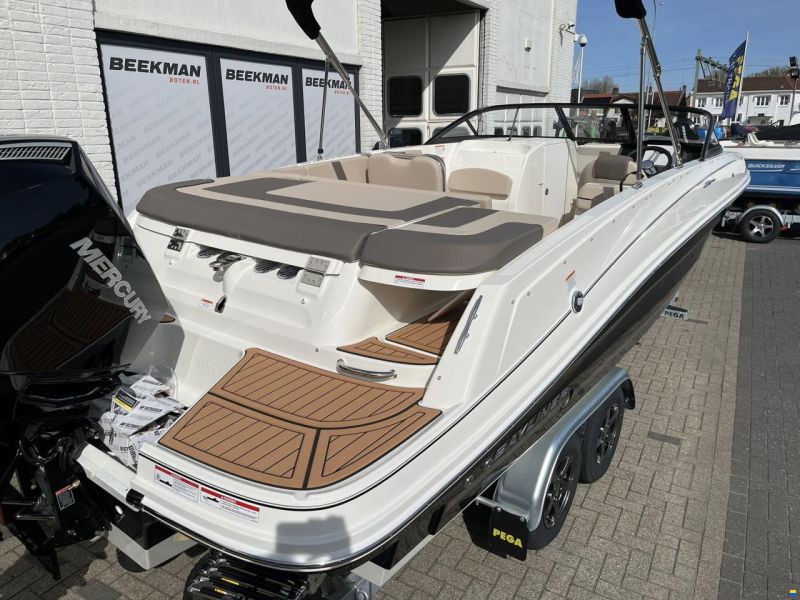 Bayliner VR6 Bowrider