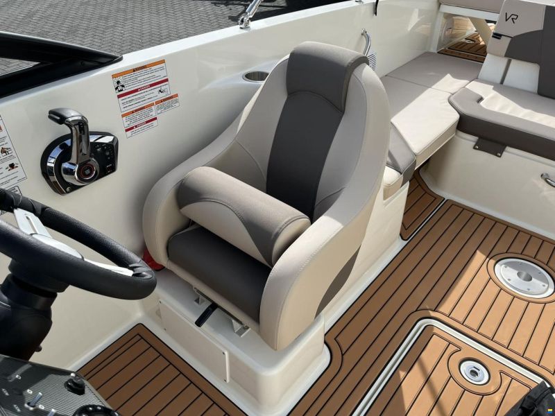 Bayliner VR6 Bowrider
