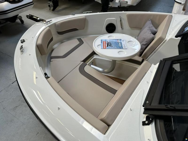 Bayliner V20 Bowrider