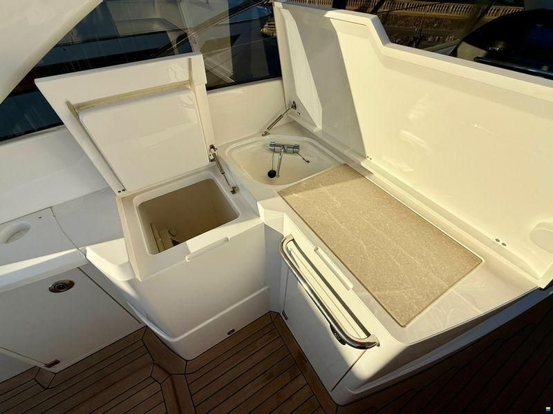 Sunseeker Portofino 40