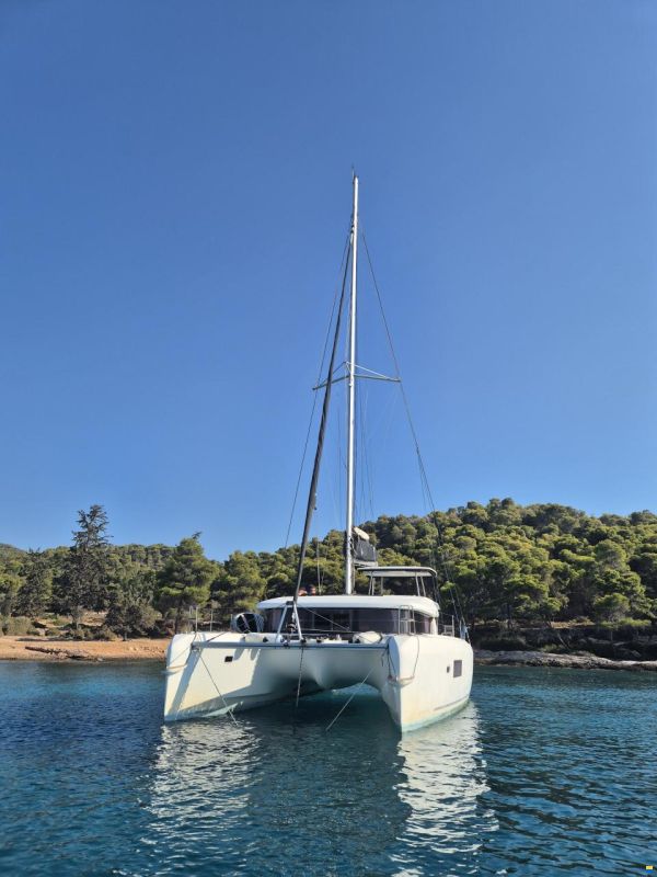 Lagoon 42