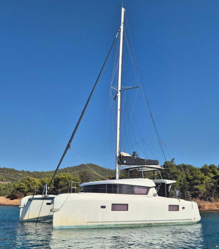 Lagoon 42