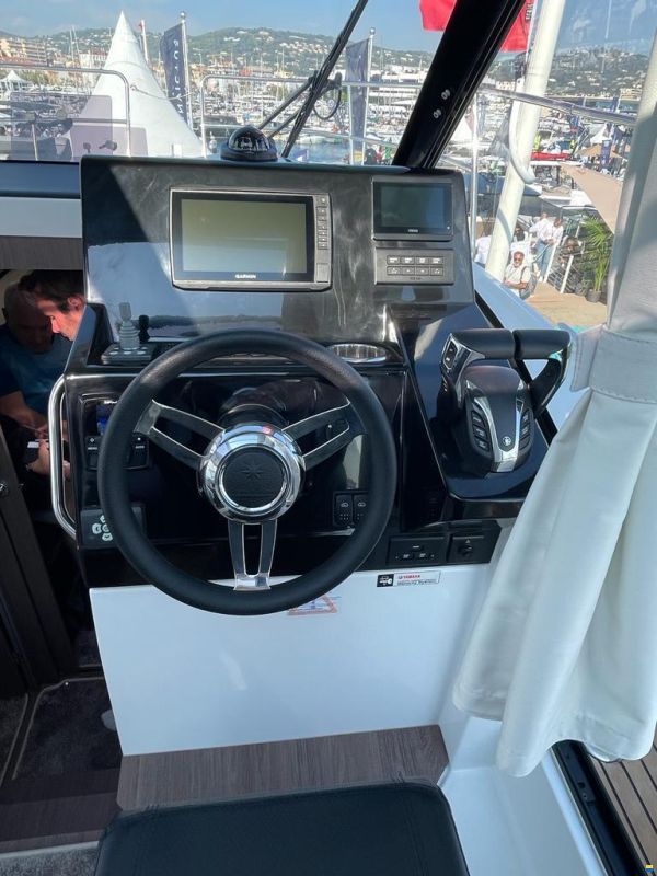 Jeanneau Merry Fisher 895 S2